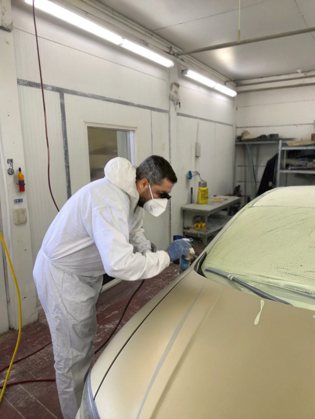 Lackierung und Smart-Repair im eigenen Betrieb